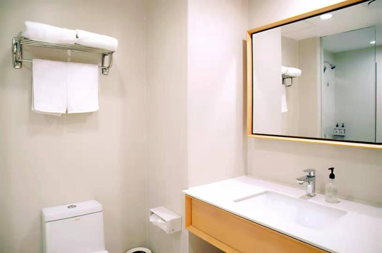 Ji Hotel Шанхай Екстериор снимка